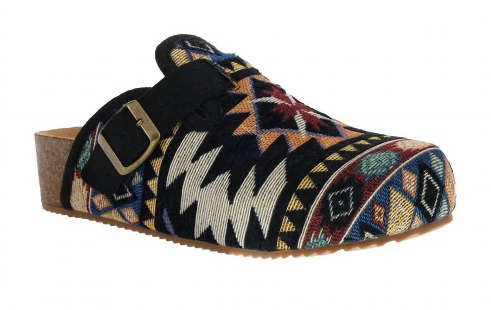 NEW DIRTY LAUNDRY women's magnolias tapestry clog in black multi